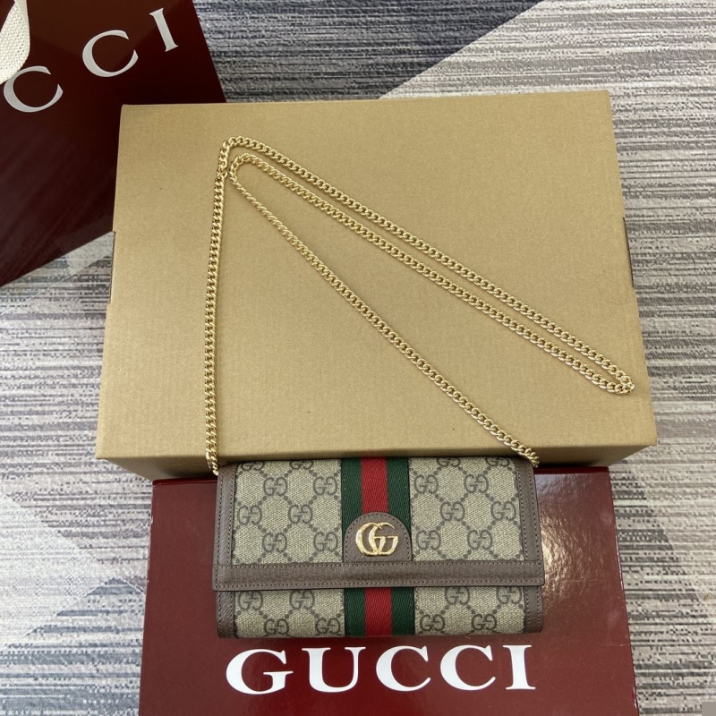 G*u*i wallets & purse